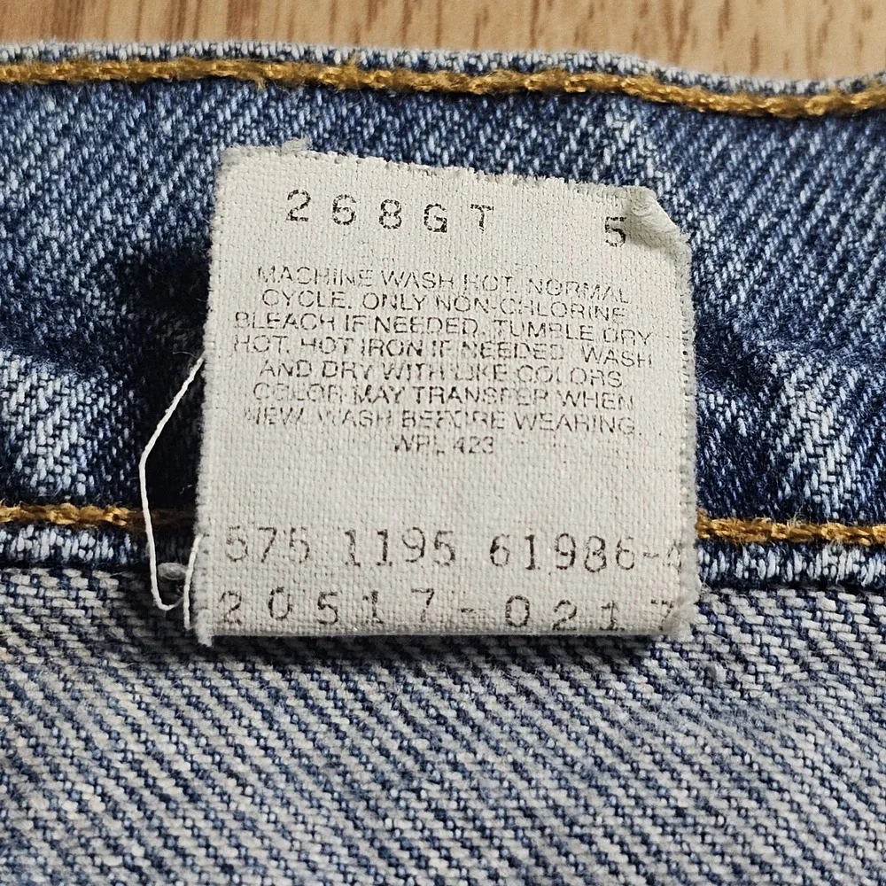 Vintage Levis 15951 Orange Tab Jeans Mens 36x34  Relaxed Fit Tapered‎ 90s 550